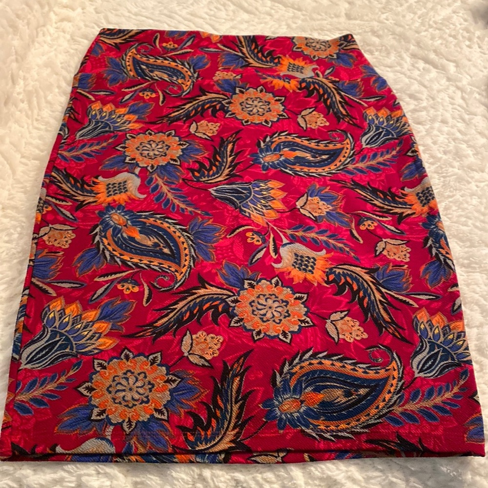 LulaRoe Cassie skirt size M